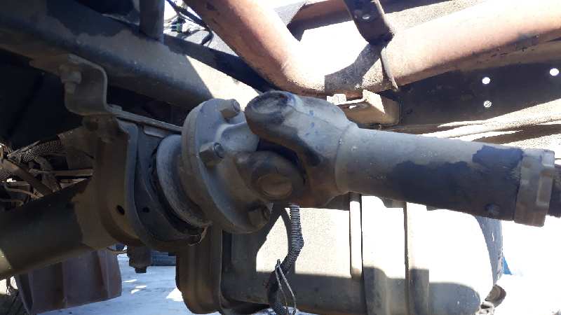 Transmision central nissan atleon 165 165      01