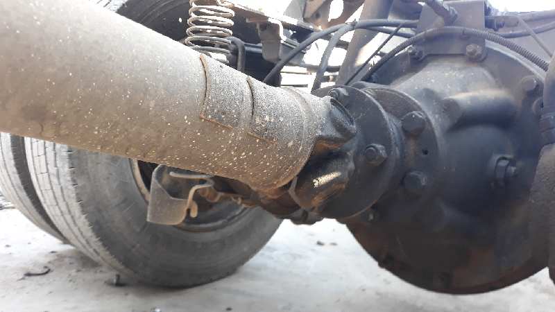 Transmision central nissan atleon 165 165      01