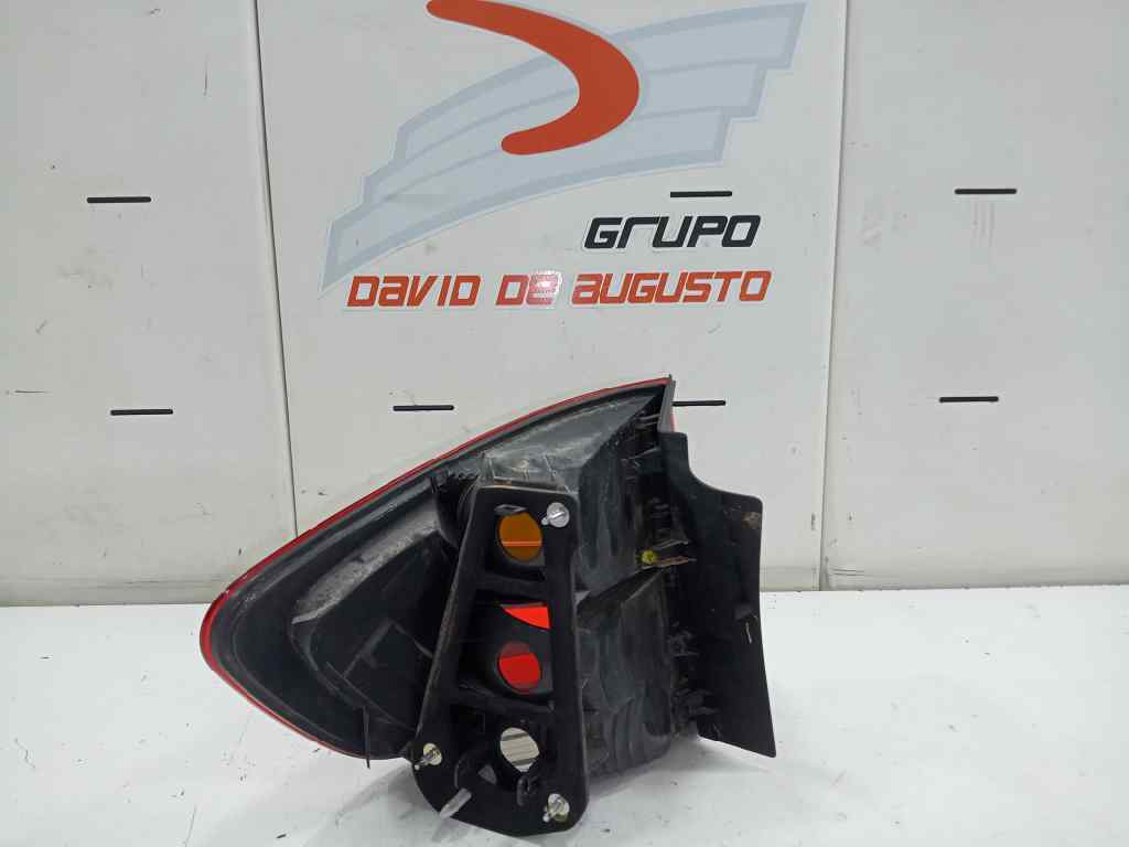 Piloto trasero derecho bmw x1 xdrive 20 d