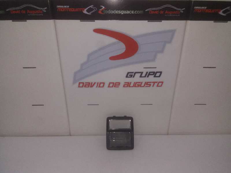 Luz interior mercedes actros bm 963.403 ach