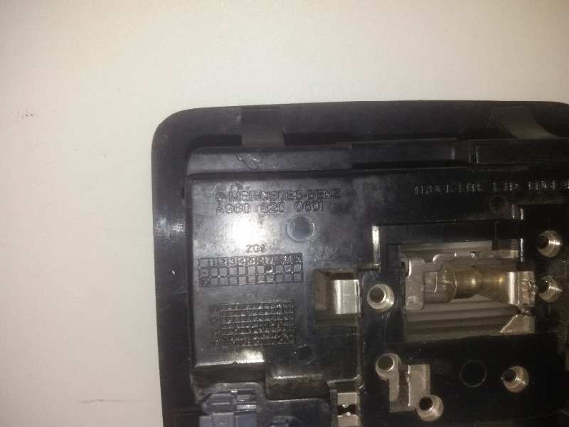 Luz interior mercedes actros bm 963.403 ach