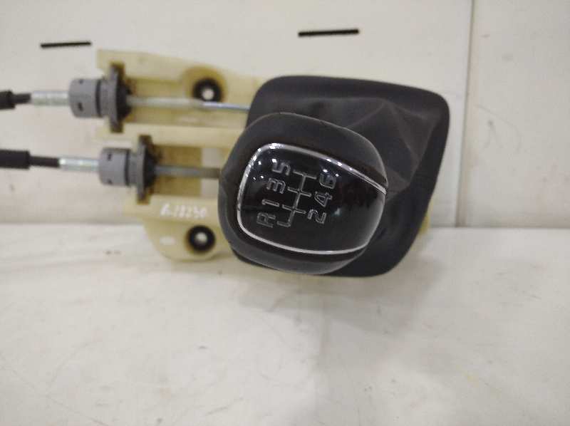 Palanca cambio kia ceed 1.6 crdi 136