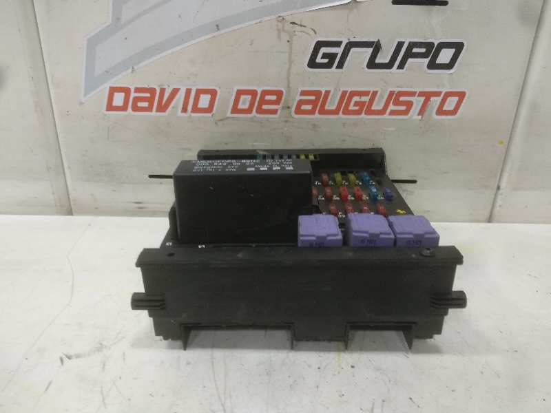 Caja reles / fusibles mercedes axor 2ejes 18 ton 20