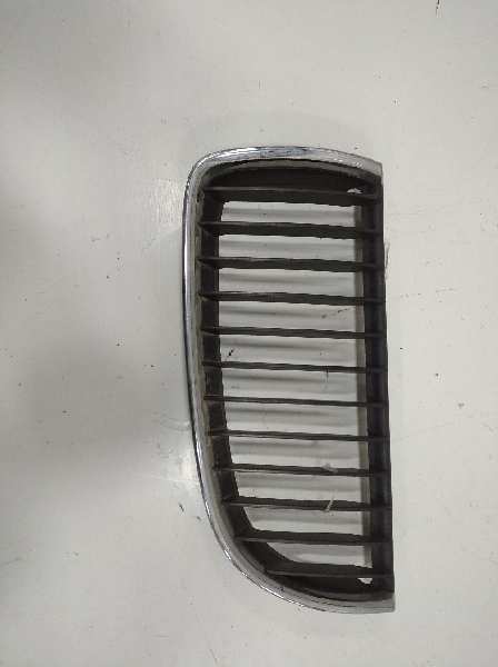 Rejilla aire delantera izquierda bmw 3 320 d