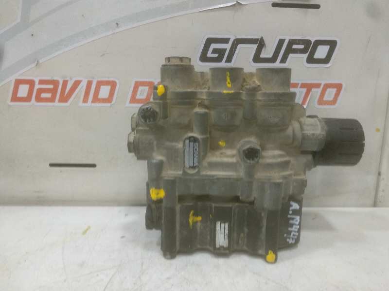 Valvula de suspension trasera 3 ejes scania serie 4 (pr 114 l) fsa