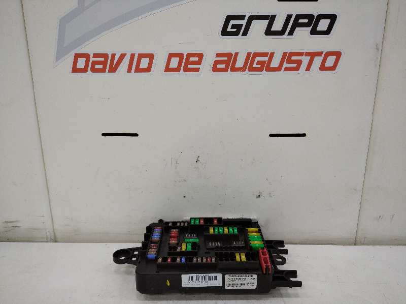 Caja reles / fusibles bmw x5 xdrive 40 d