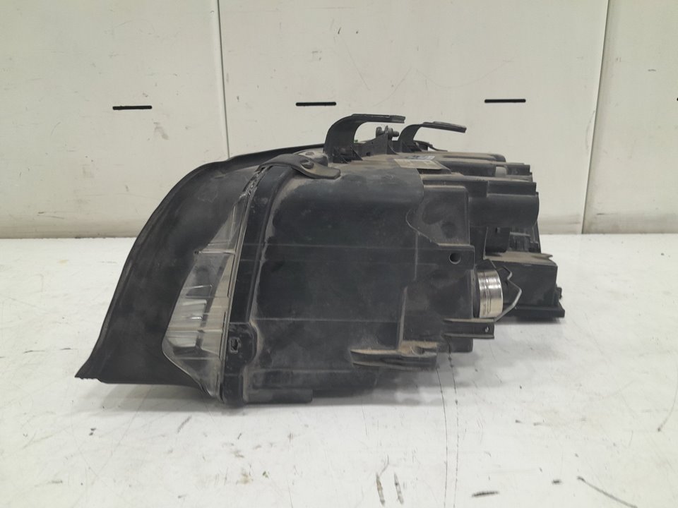 Faro derecho audi a4 avant 1.9 tdi