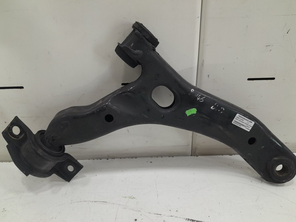 Brazo suspension inferior delantero derecho nissan almera       0.12  .