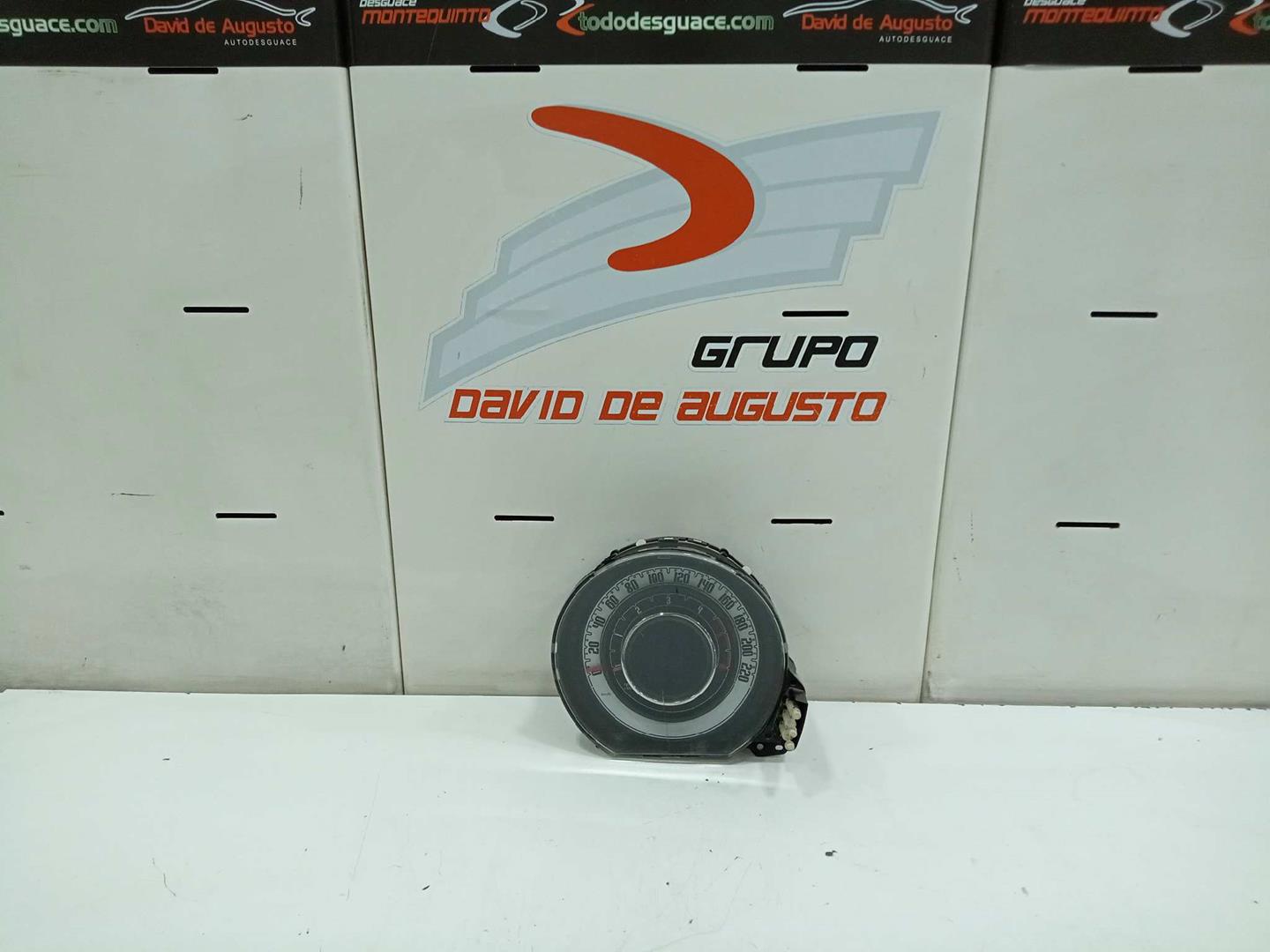Cuadro instrumentos fiat 500 (312) lounge        