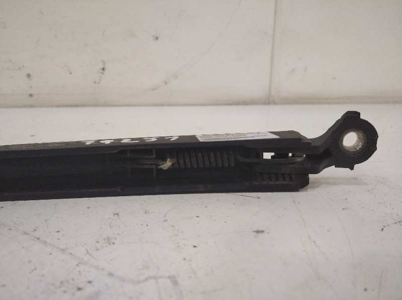 Brazo limpia trasero skoda roomster 1.9 tdi