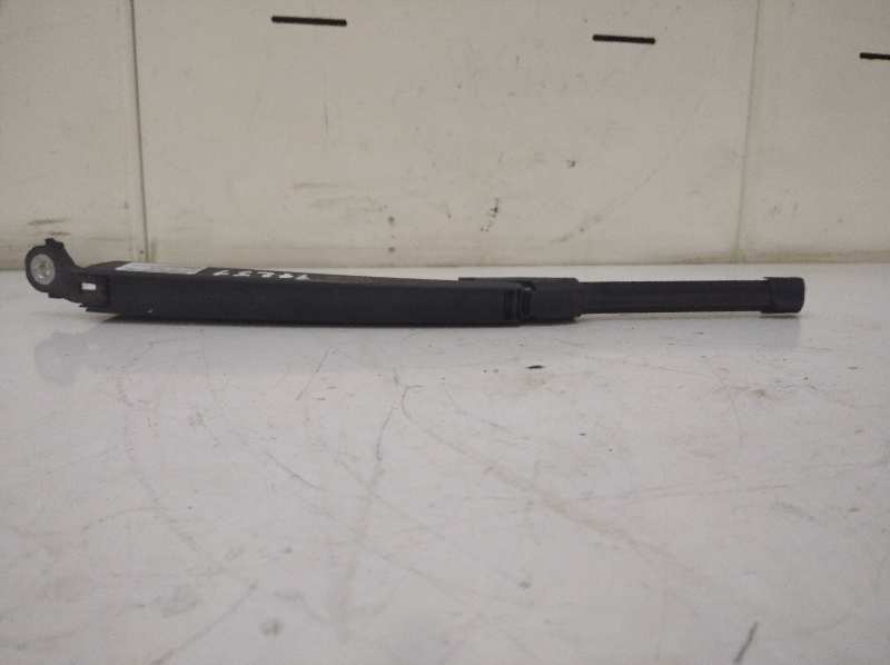 Brazo limpia trasero skoda roomster 1.9 tdi