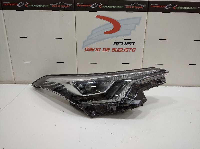 Faro derecho toyota chr hybrid active hÍbr