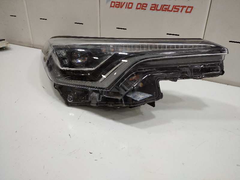 Faro derecho toyota chr hybrid active hÍbr