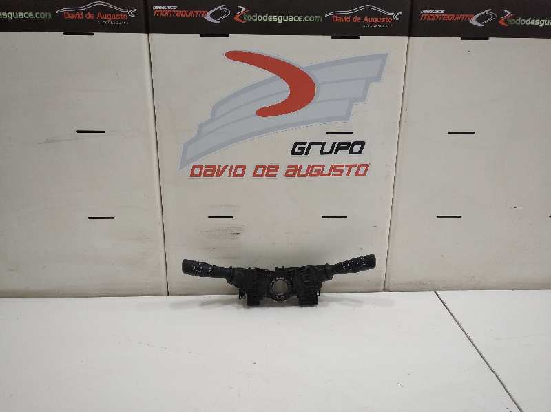 Mando multifuncion toyota chr hybrid active hÍbr