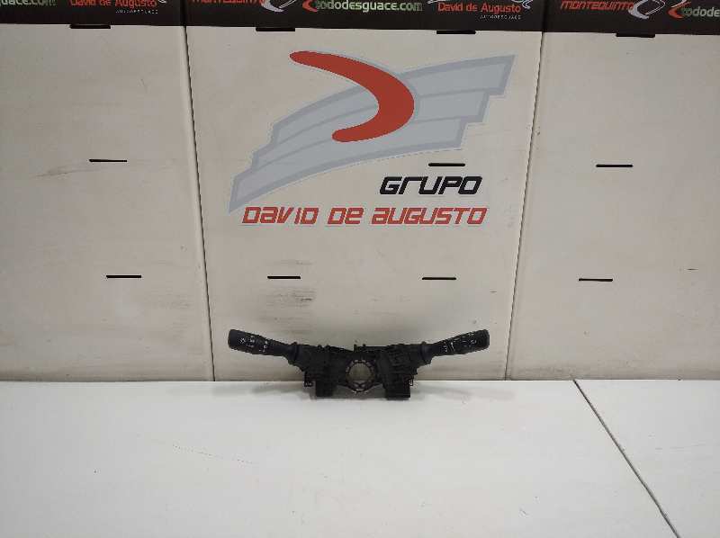 Mando multifuncion toyota chr hybrid active hÍbr