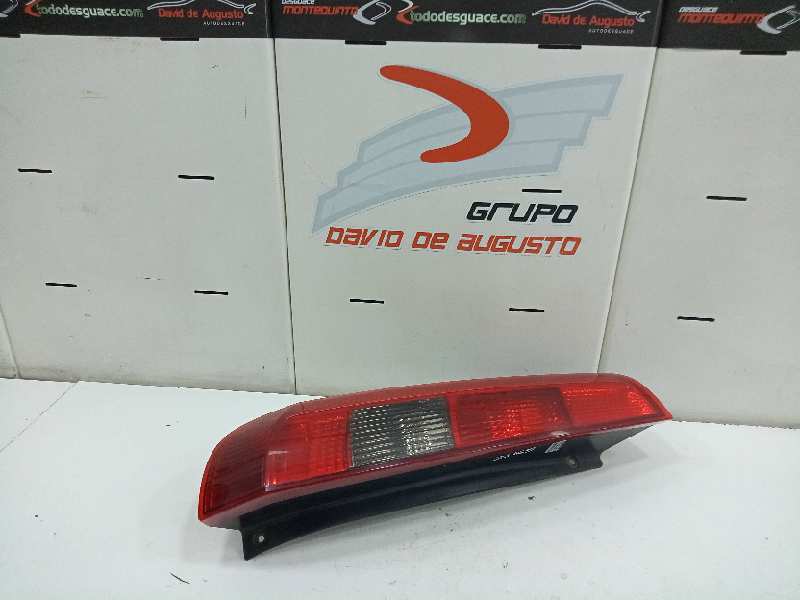 Piloto trasero izquierdo ford fiesta v 