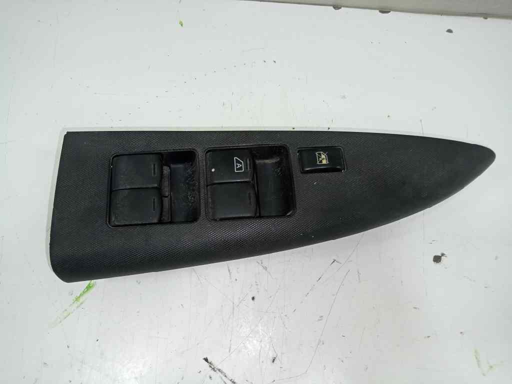 Mando elevalunas delantero izquierdo nissan note 