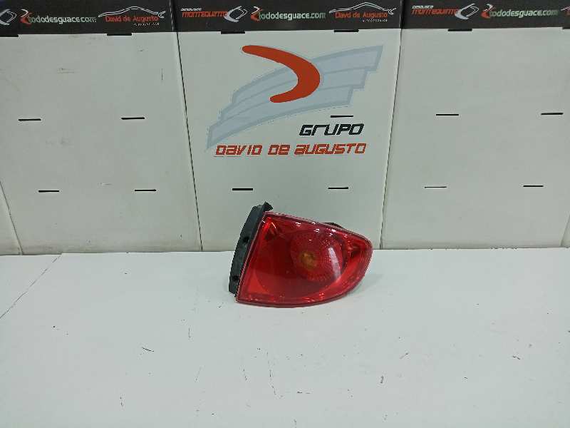 Piloto trasero derecho seat altea 1.9 tdi