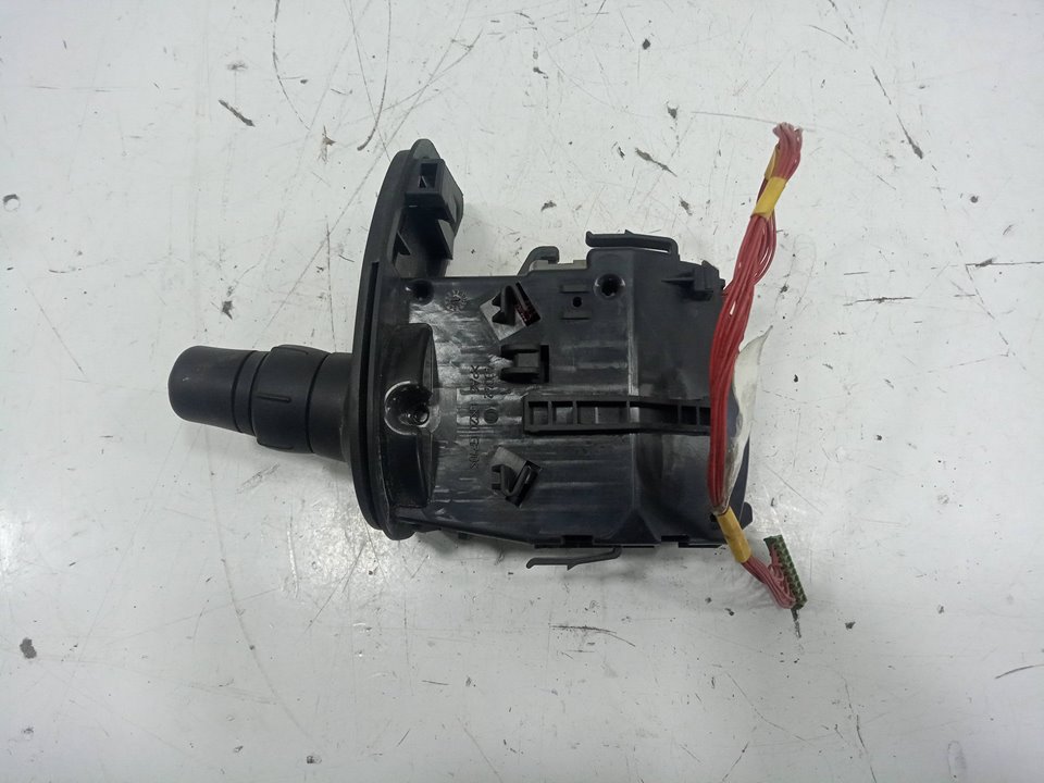 Mando luces renault clio iii 1.5 dci (cbr0g cbr1g)