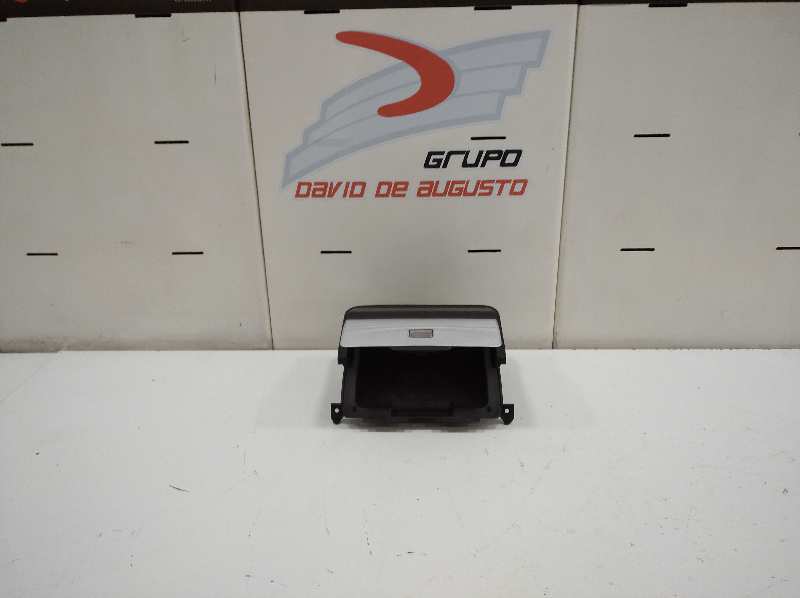 Guantera consola central fiat freemont 2.0 jtd