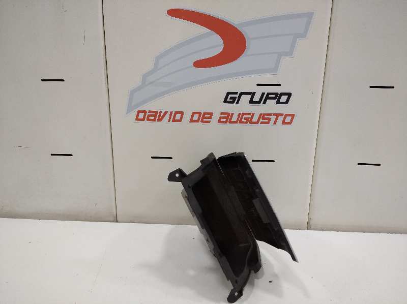 Guantera consola central fiat freemont 2.0 jtd