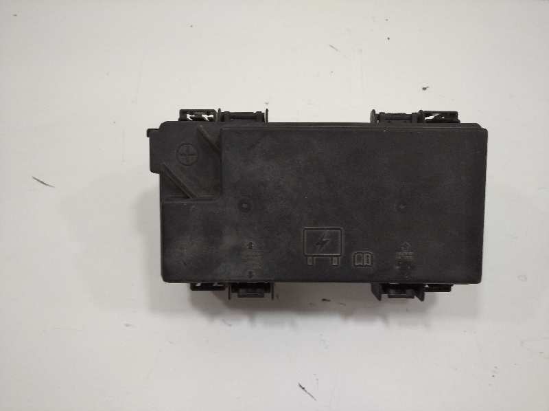 Caja reles / fusibles fiat freemont 2.0 jtd