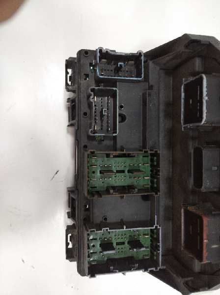 Caja reles / fusibles fiat freemont 2.0 jtd