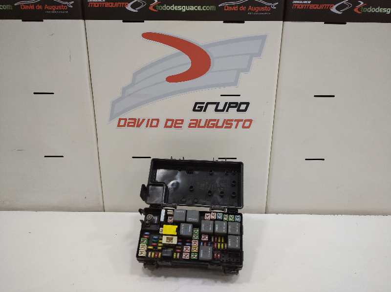 Caja reles / fusibles fiat freemont 2.0 jtd