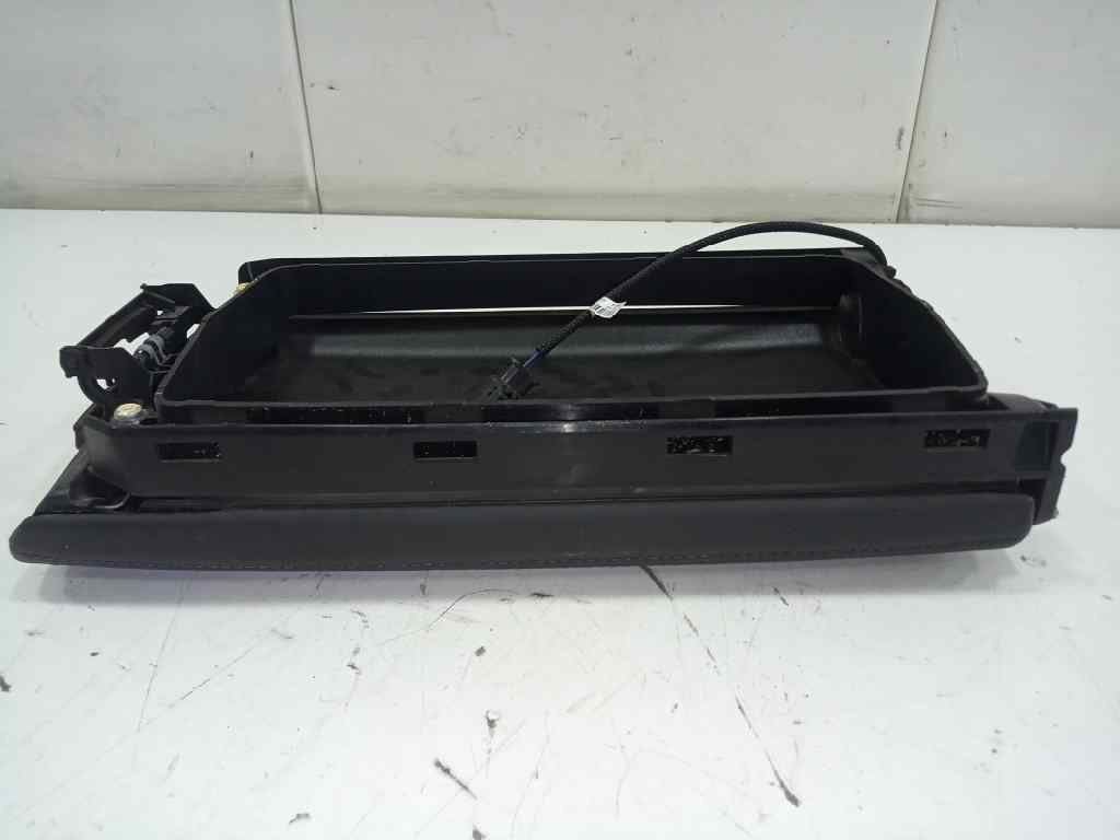 Apoyabrazos central ds 7 crossback      01.18  0