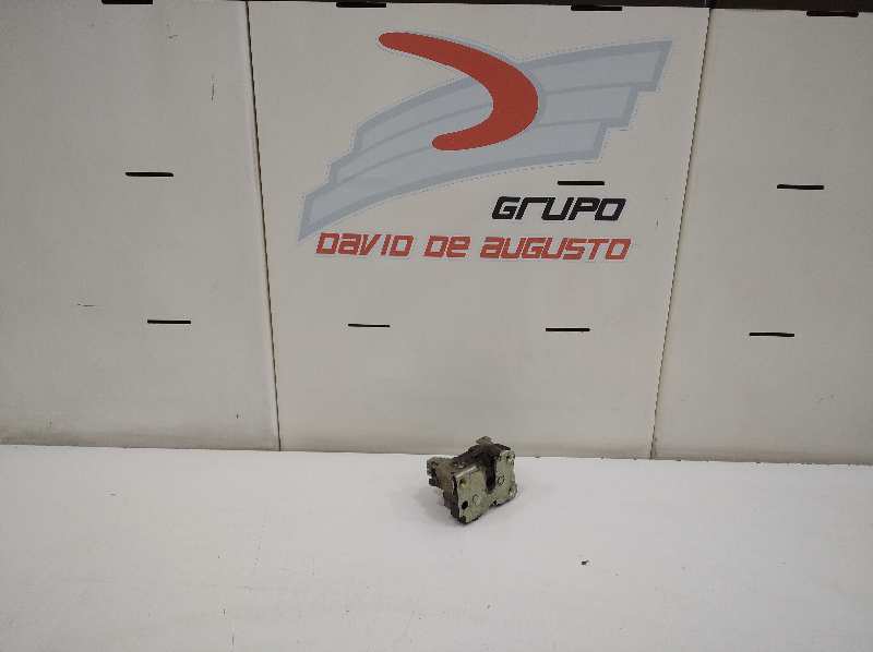 Cerradura puerta delantera derecha suzuki baleno ranchera familiar 1.9 td (sy419)