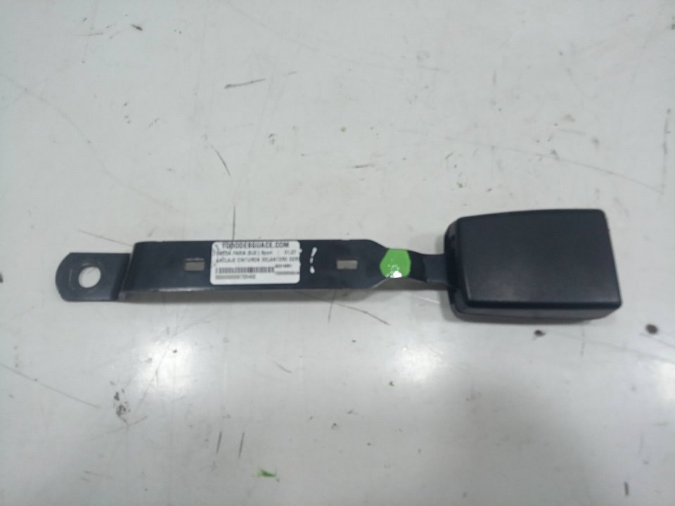 Anclaje cinturon delantero derecho skoda roomster 1.9 tdi