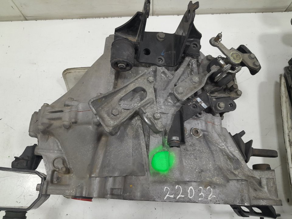 Caja cambios toyota auris 2.0 d4d (ade150_)