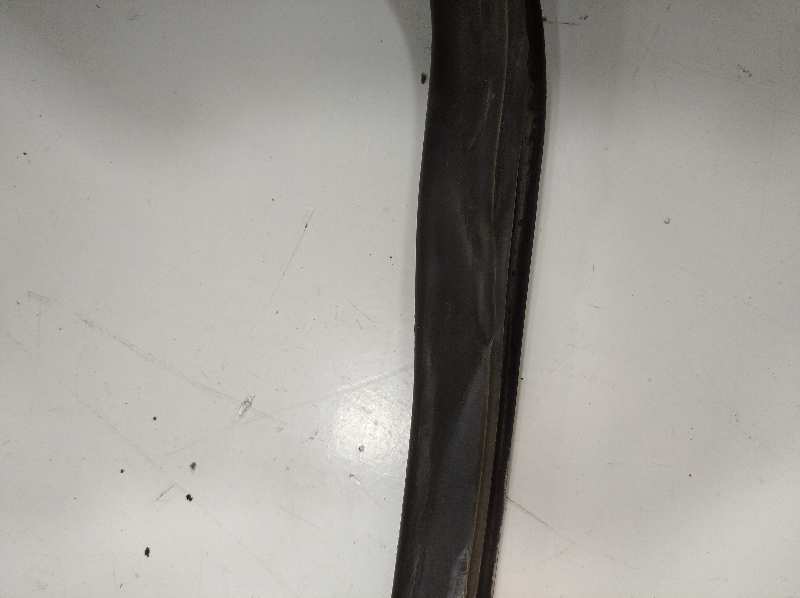 Goma contorno luna custodia seat marbella 0.9