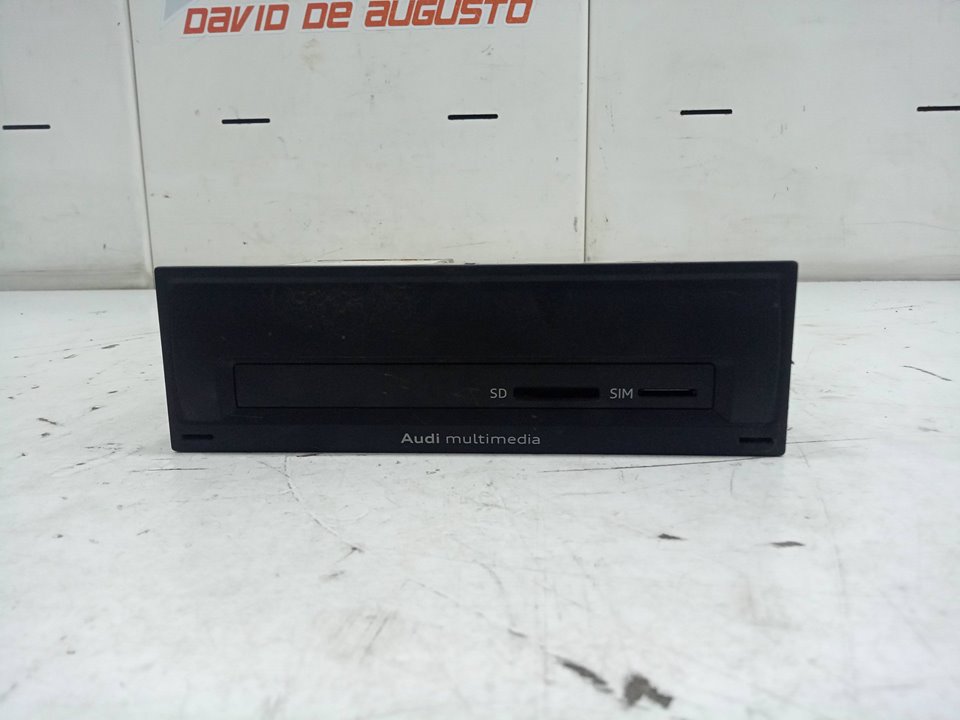 Sistema audio / radio cd audi q3 (8ug) attraction     