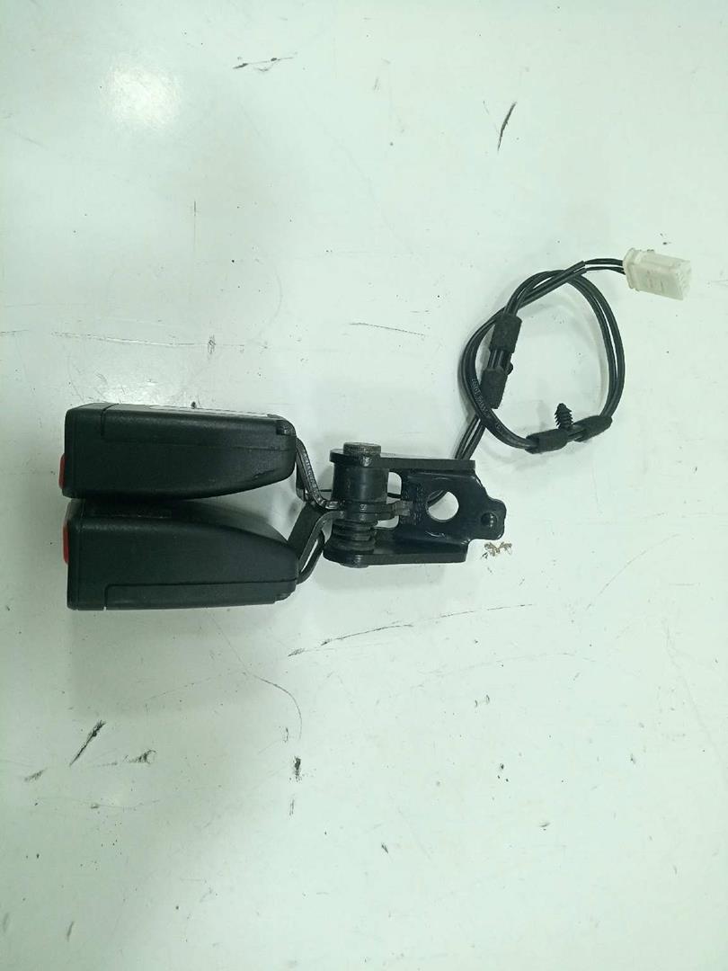 Anclaje cinturon trasero central chrysler gran voyager  rg    