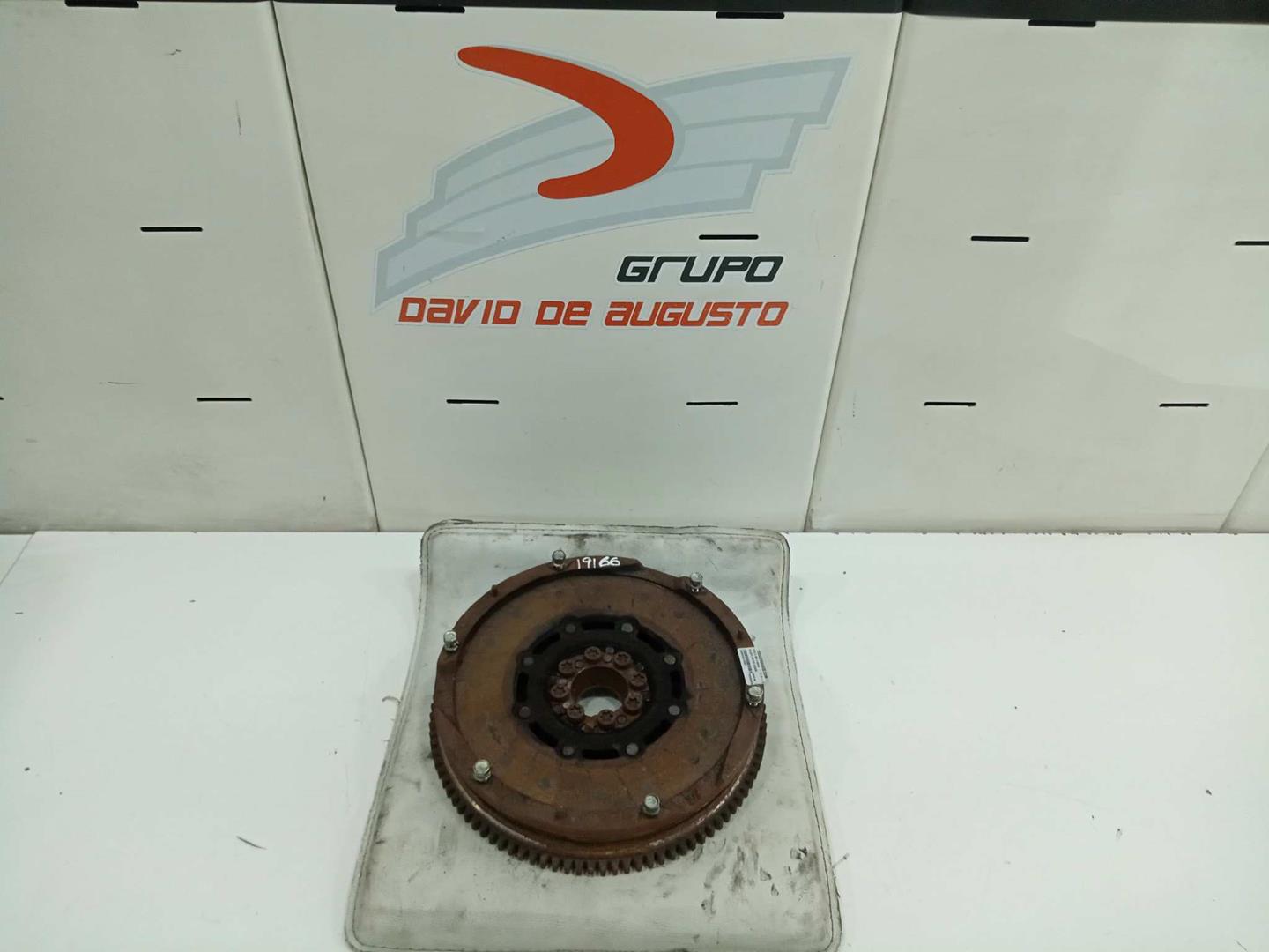 Volante motor bimasa toyota rav 4 active      01.1