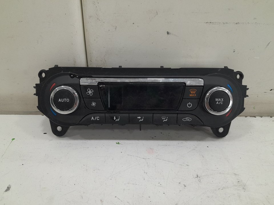 Mando climatizador ford focus iii 