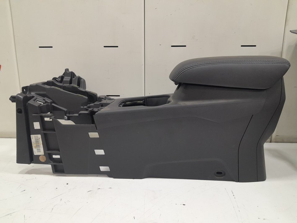 Guarnecido central ford focus iii 