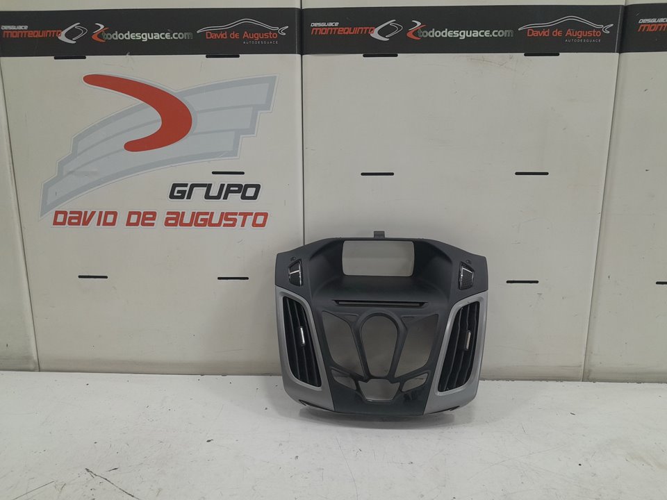 Carcasa central de radio ford focus iii 
