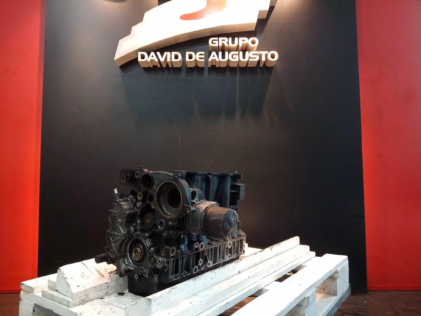 Bloque iveco 35c14 plataforma elevado