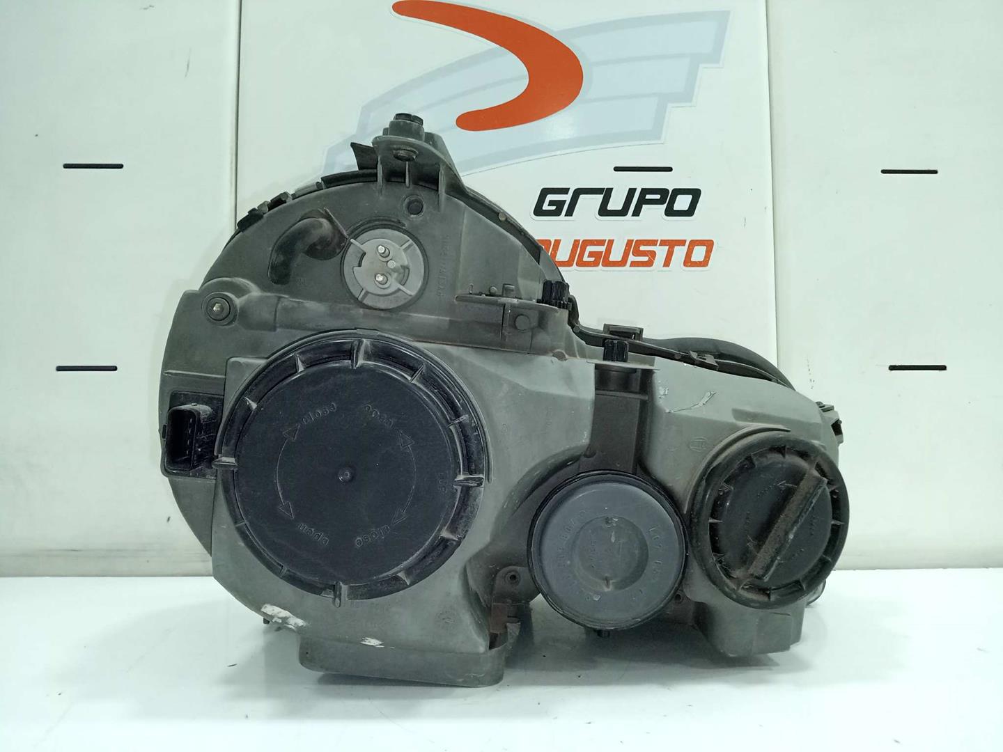 Faro izquierdo mercedes-benz clase e e 240 (210.061)