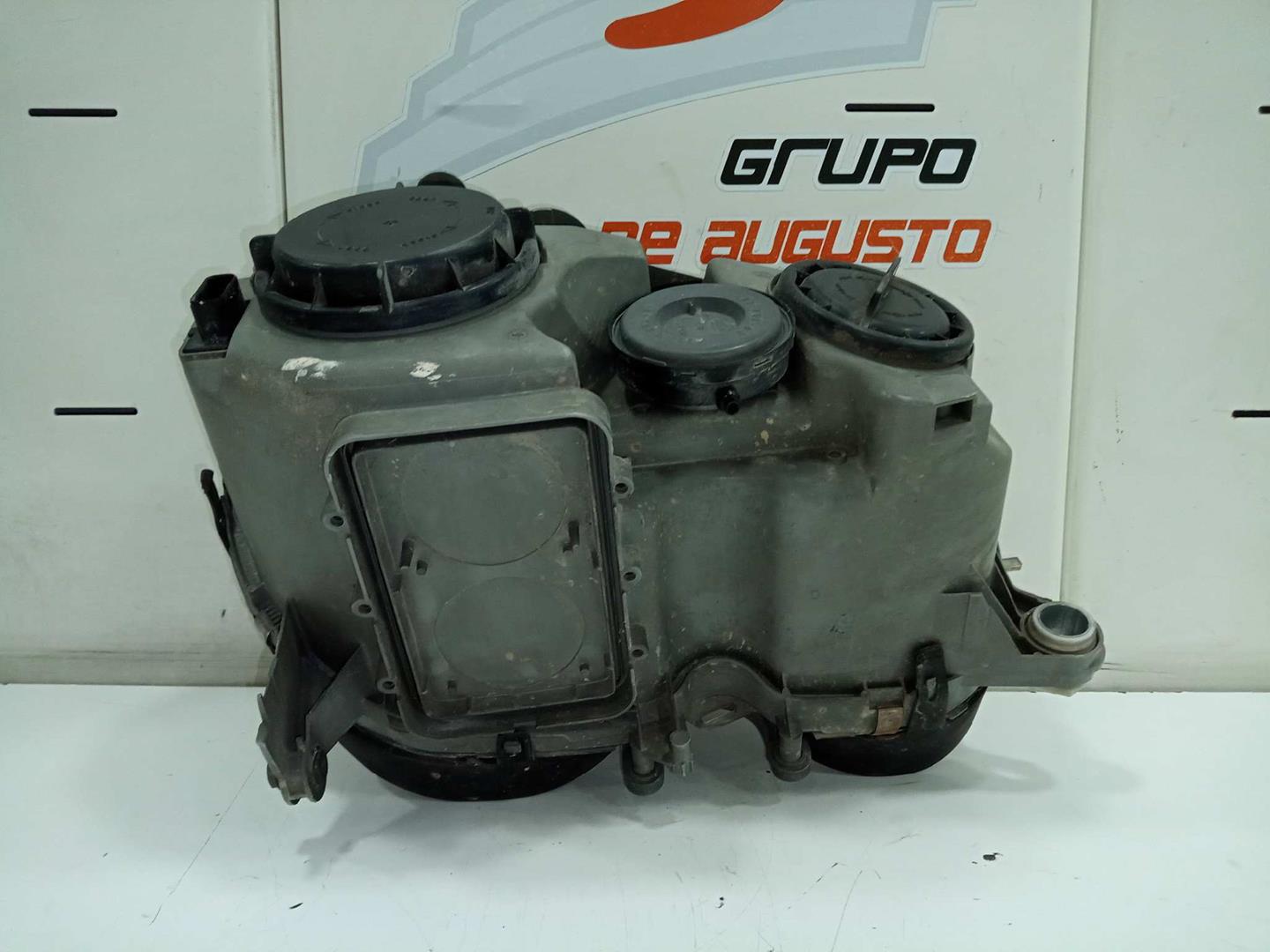 Faro izquierdo mercedes-benz clase e e 240 (210.061)