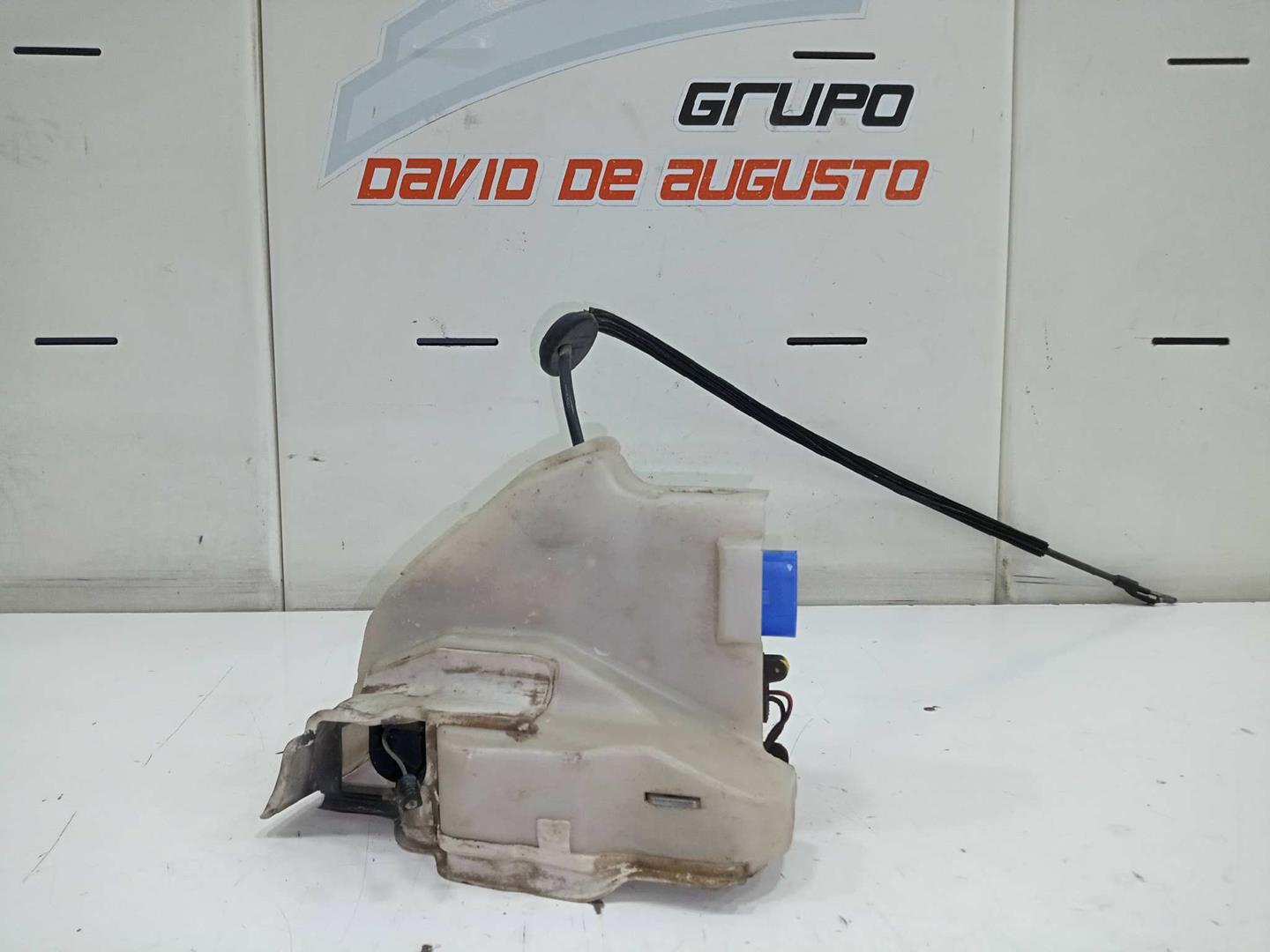 Cerradura puerta delantera derecha volkswagen golf v berlina (1k1