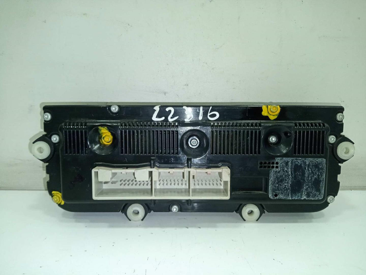Mando climatizador volkswagen golf v berlina (1k1