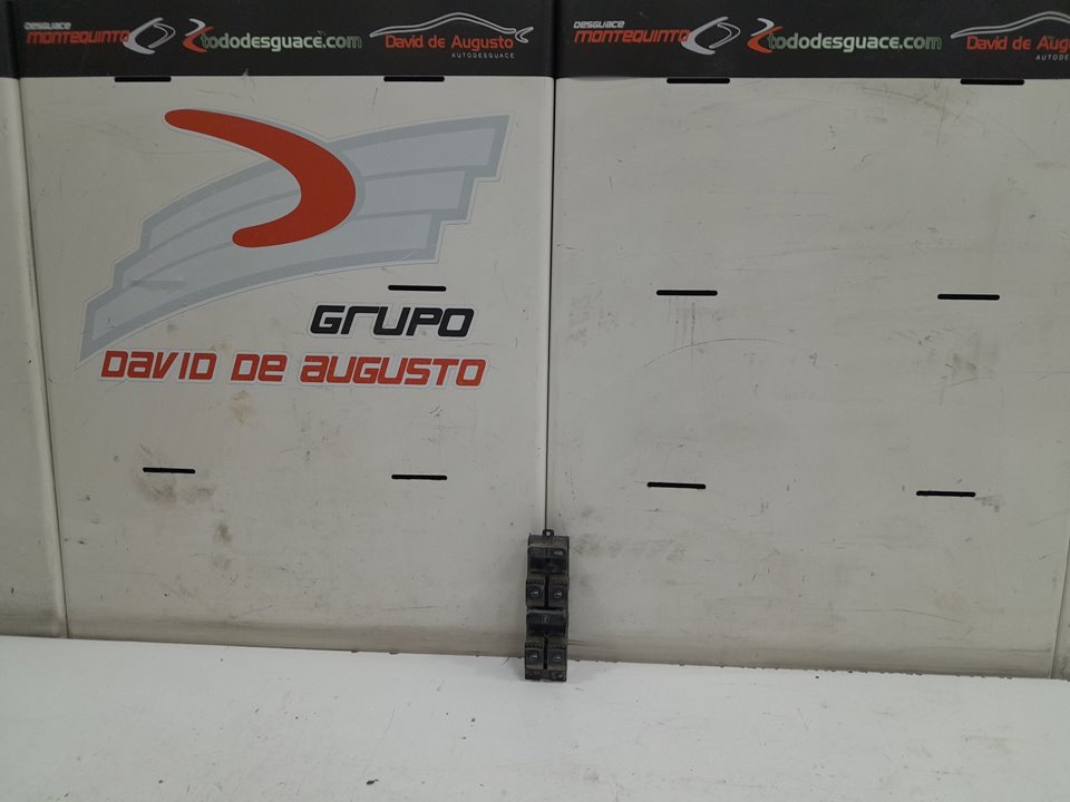 Mando elevalunas delantero izquierdo volkswagen golf iv 1.9 tdi