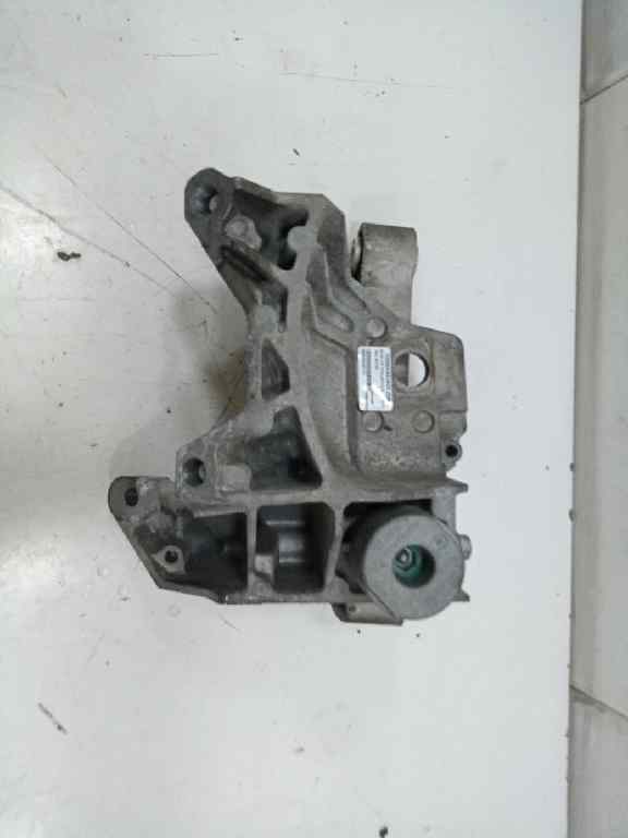 Taco motor volvo v70 ii 2.4 d5