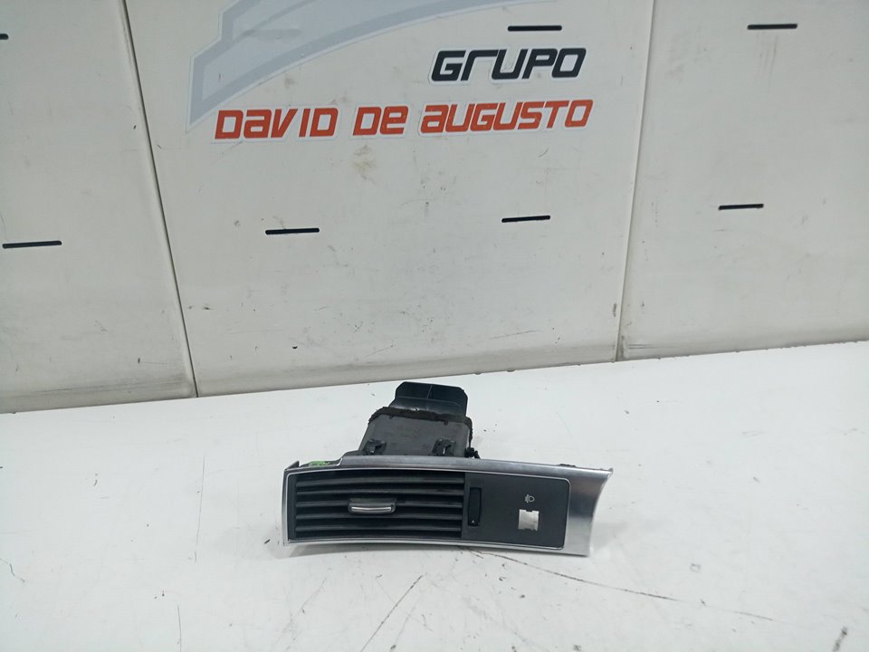Rejilla aire delantera izquierda audi a6 3.0 tdi quattro
