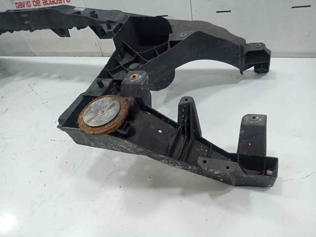 Frente delantero 319 cdi (907.633 907.635 907