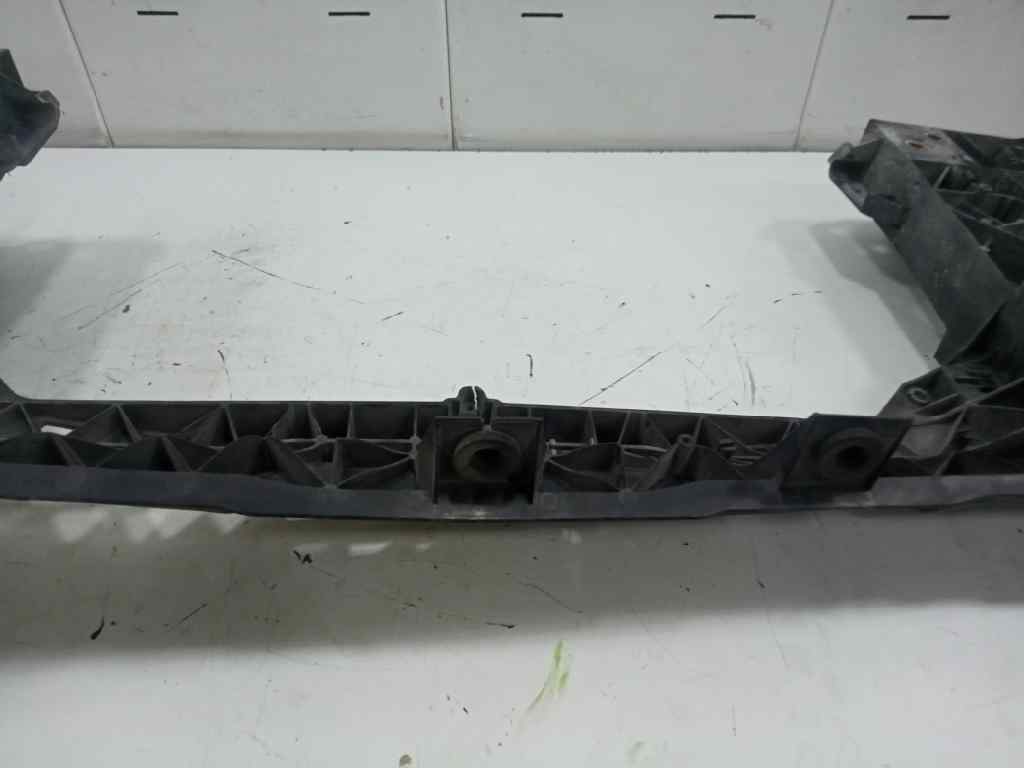 Frente delantero 319 cdi (907.633 907.635 907