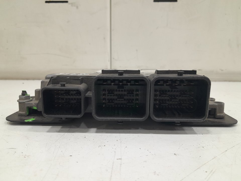 Centralita motor uce citroen c4 lim. collection   